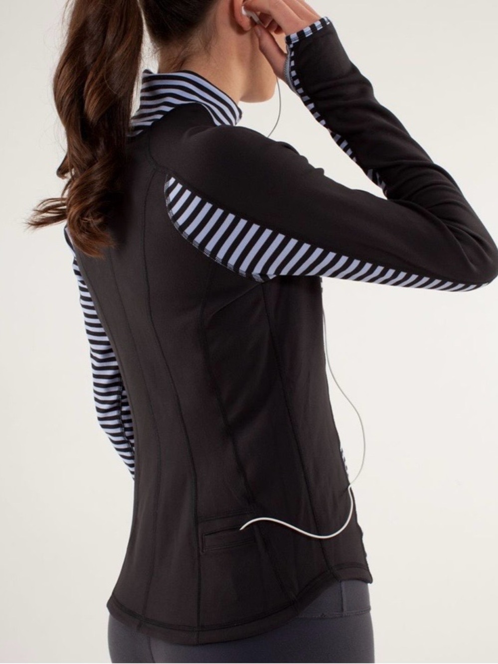 Lululemon Run: U-Turn Pullover *Reversible - Picture 6 of 11